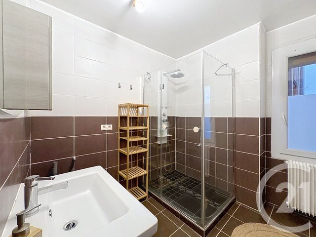 Appartement F4 à louer - 4 pièces - 63.41 m2 - GUJAN MESTRAS - 33 - AQUITAINE - Century 21 Duprat & Associés