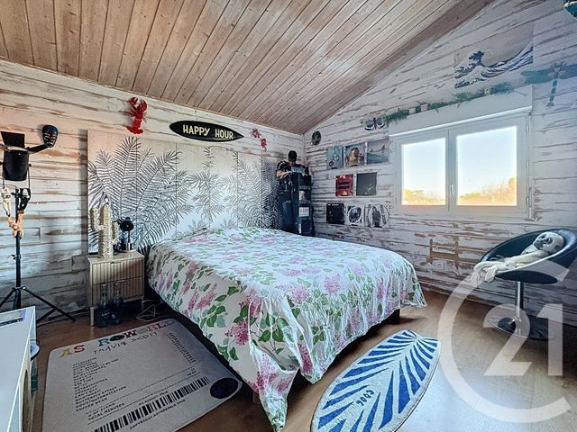 maison à vendre - 5 pièces - 115.0 m2 - GUJAN MESTRAS - 33 - AQUITAINE - Century 21 Duprat & Associés