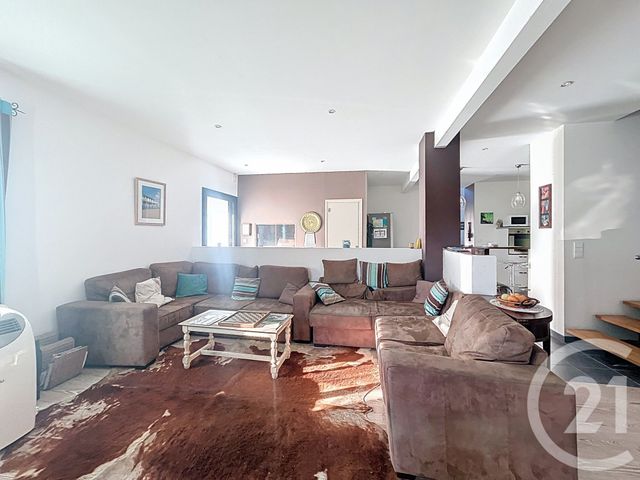 maison à vendre - 5 pièces - 157.65 m2 - GUJAN MESTRAS - 33 - AQUITAINE - Century 21 Duprat & Associés