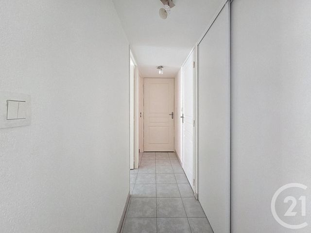 Appartement F3 à louer - 3 pièces - 56.66 m2 - GUJAN MESTRAS - 33 - AQUITAINE - Century 21 Duprat & Associés