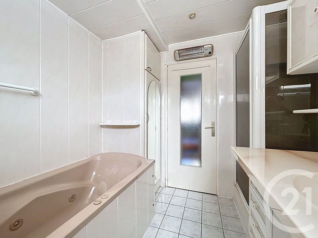 maison à vendre - 5 pièces - 147.0 m2 - GUJAN MESTRAS - 33 - AQUITAINE - Century 21 Duprat & Associés