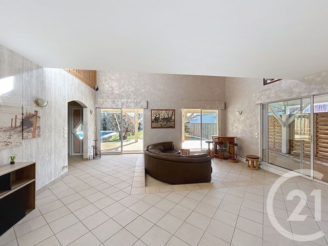 maison à vendre - 4 pièces - 166.92 m2 - GUJAN MESTRAS - 33 - AQUITAINE - Century 21 Duprat & Associés