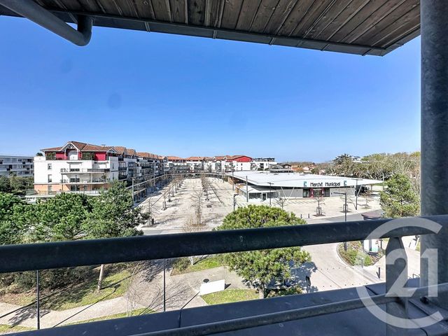 Appartement T3 à vendre - 4 pièces - 120.95 m2 - LA TESTE DE BUCH - 33 - AQUITAINE - Century 21 Duprat & Associés