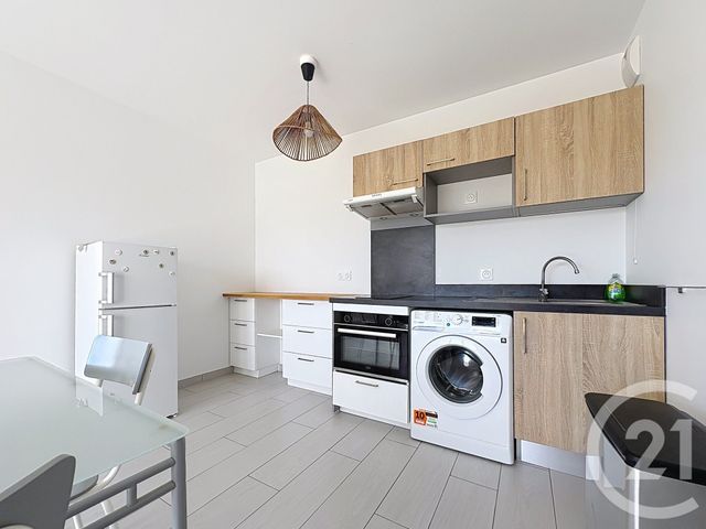 Appartement F2 à louer - 2 pièces - 44.99 m2 - GUJAN MESTRAS - 33 - AQUITAINE - Century 21 Duprat & Associés