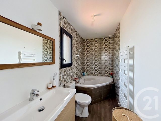 maison à vendre - 4 pièces - 110.29 m2 - GUJAN MESTRAS - 33 - AQUITAINE - Century 21 Duprat & Associés