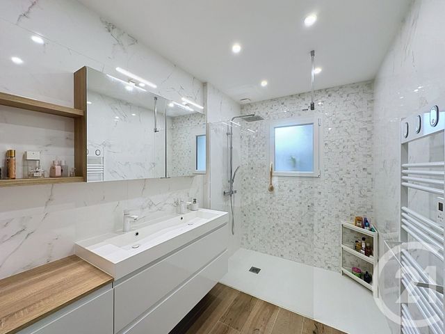 maison à vendre - 5 pièces - 135.0 m2 - GUJAN MESTRAS - 33 - AQUITAINE - Century 21 Duprat & Associés