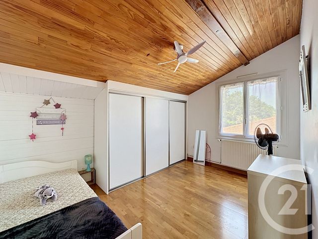 maison à vendre - 5 pièces - 130.08 m2 - GUJAN MESTRAS - 33 - AQUITAINE - Century 21 Duprat & Associés