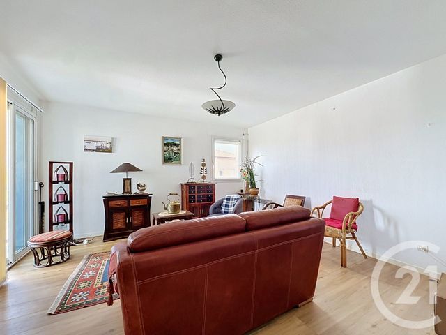 Appartement T3 à vendre - 3 pièces - 66.1 m2 - GUJAN MESTRAS - 33 - AQUITAINE - Century 21 Duprat & Associés