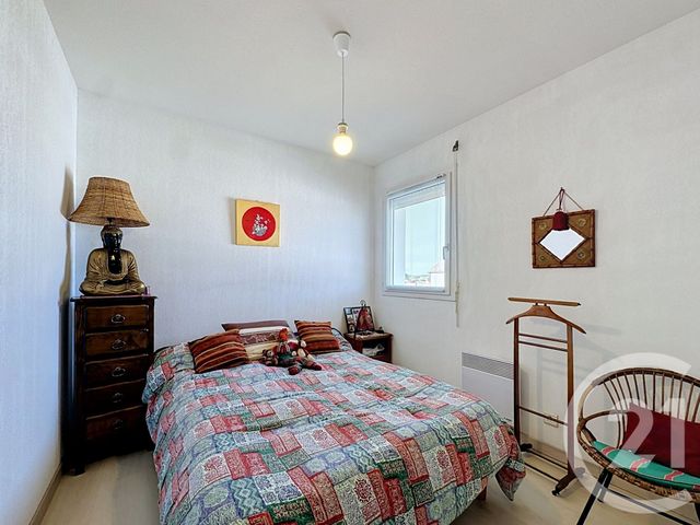 Appartement T3 à vendre - 3 pièces - 66.1 m2 - GUJAN MESTRAS - 33 - AQUITAINE - Century 21 Duprat & Associés
