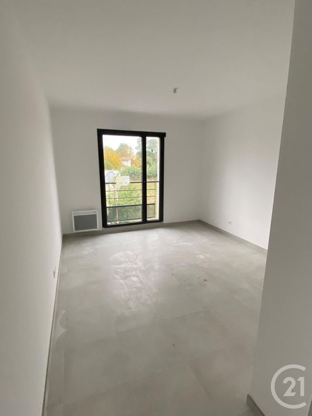 Appartement F3 à louer - 3 pièces - 75.69 m2 - BIGANOS - 33 - AQUITAINE - Century 21 Duprat & Associés