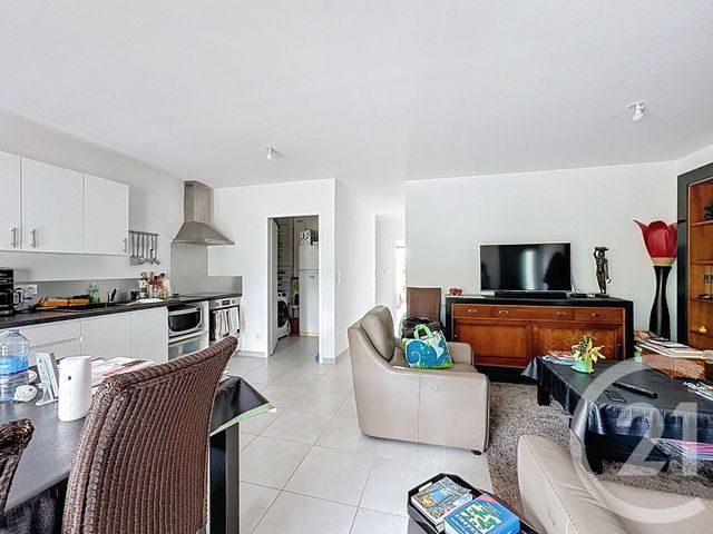 Appartement F3 à louer - 3 pièces - 75.69 m2 - BIGANOS - 33 - AQUITAINE - Century 21 Duprat & Associés