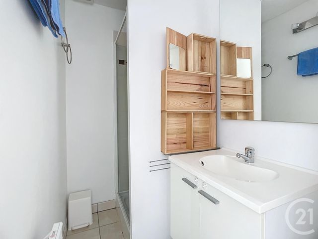 Appartement F4 à louer - 4 pièces - 68.63 m2 - GUJAN MESTRAS - 33 - AQUITAINE - Century 21 Duprat & Associés