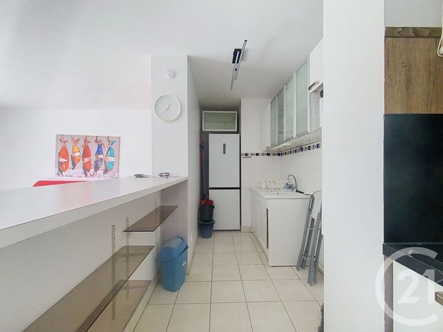 Appartement F4 à louer - 4 pièces - 68.63 m2 - GUJAN MESTRAS - 33 - AQUITAINE - Century 21 Duprat & Associés