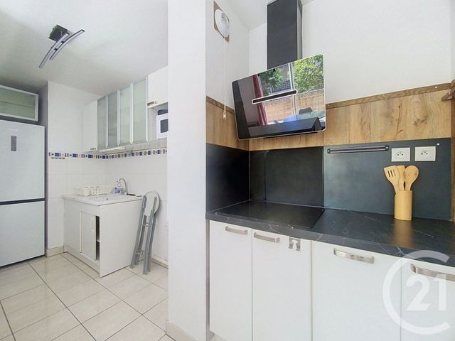 Appartement F4 à louer - 4 pièces - 68.63 m2 - GUJAN MESTRAS - 33 - AQUITAINE - Century 21 Duprat & Associés