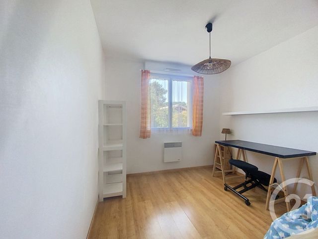 Appartement F4 à louer - 4 pièces - 68.63 m2 - GUJAN MESTRAS - 33 - AQUITAINE - Century 21 Duprat & Associés