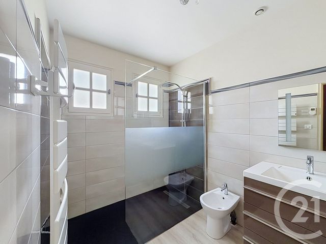 maison à vendre - 5 pièces - 144.07 m2 - GUJAN MESTRAS - 33 - AQUITAINE - Century 21 Duprat & Associés