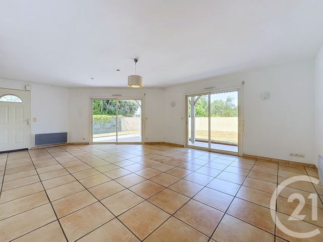 maison à vendre - 4 pièces - 97.79 m2 - GUJAN MESTRAS - 33 - AQUITAINE - Century 21 Duprat & Associés
