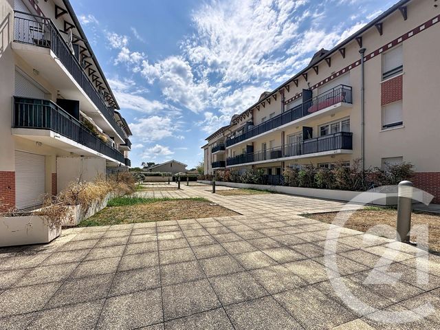 Appartement T3 à vendre - 3 pièces - 57.0 m2 - GUJAN MESTRAS - 33 - AQUITAINE - Century 21 Duprat & Associés