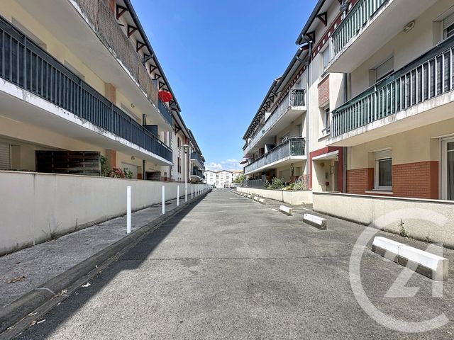 Appartement T3 à vendre - 3 pièces - 57.0 m2 - GUJAN MESTRAS - 33 - AQUITAINE - Century 21 Duprat & Associés