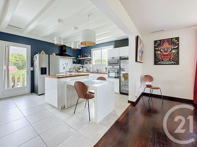 maison à vendre - 6 pièces - 222.29 m2 - GUJAN MESTRAS - 33 - AQUITAINE - Century 21 Duprat & Associés