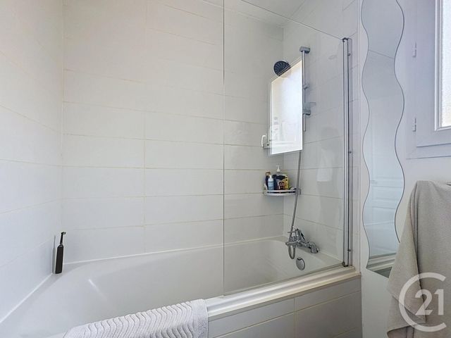 maison à louer - 5 pièces - 105.79 m2 - MIOS - 33 - AQUITAINE - Century 21 Duprat & Associés