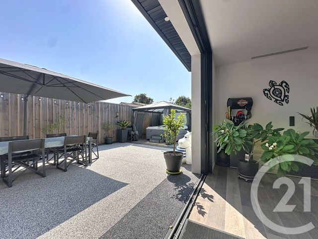 maison à vendre - 5 pièces - 122.76 m2 - GUJAN MESTRAS - 33 - AQUITAINE - Century 21 Duprat & Associés