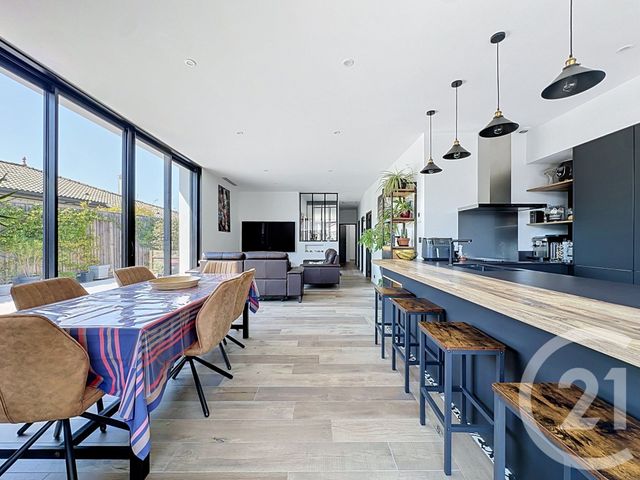 maison à vendre - 5 pièces - 122.76 m2 - GUJAN MESTRAS - 33 - AQUITAINE - Century 21 Duprat & Associés