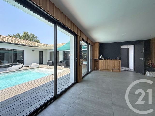 maison à vendre - 6 pièces - 211.1 m2 - LE TEICH - 33 - AQUITAINE - Century 21 Duprat & Associés
