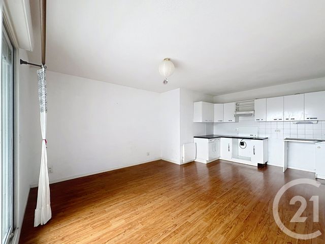 Appartement T2 à vendre - 2 pièces - 39.99 m2 - GUJAN MESTRAS - 33 - AQUITAINE - Century 21 Duprat & Associés