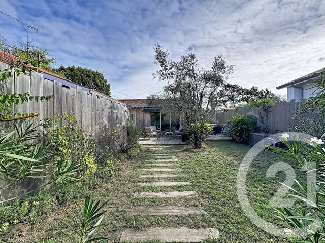 maison à vendre - 4 pièces - 102.04 m2 - GUJAN MESTRAS - 33 - AQUITAINE - Century 21 Duprat & Associés
