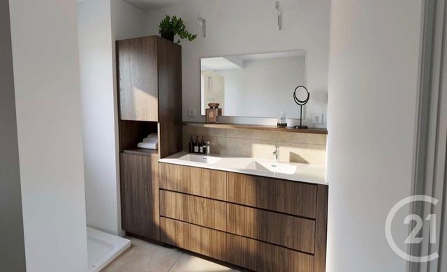 Appartement F4 à vendre - 4 pièces - 122.78 m2 - GUJAN MESTRAS - 33 - AQUITAINE - Century 21 Duprat & Associés