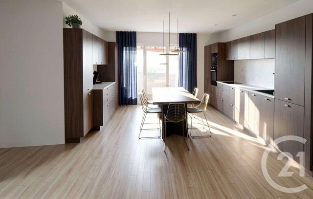 Appartement F4 à vendre - 4 pièces - 122.78 m2 - GUJAN MESTRAS - 33 - AQUITAINE - Century 21 Duprat & Associés