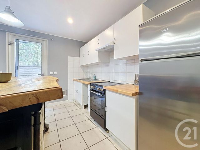 Appartement F1 à louer - 1 pièce - 43.75 m2 - GUJAN MESTRAS - 33 - AQUITAINE - Century 21 Duprat & Associés