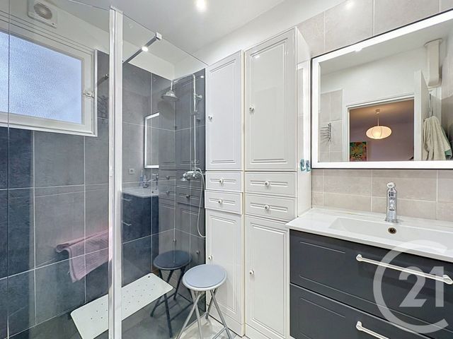 maison à vendre - 4 pièces - 143.0 m2 - GUJAN MESTRAS - 33 - AQUITAINE - Century 21 Duprat & Associés