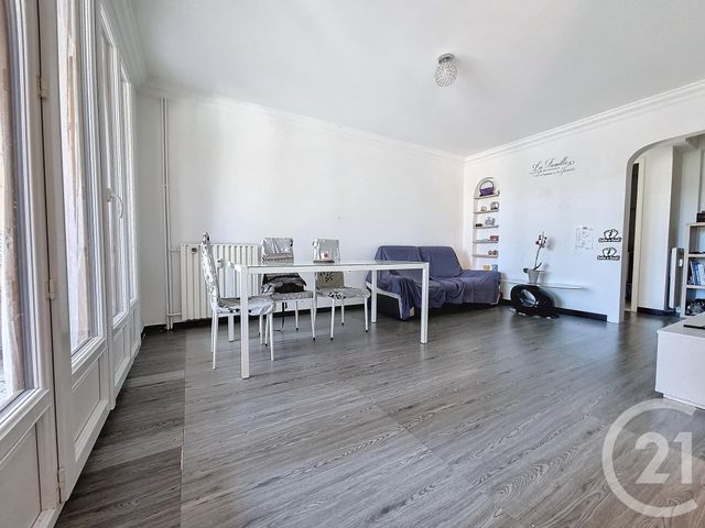 appartement à vendre - 5 pièces - 90 m2 - Draguignan - 83 - PROVENCE-ALPES-COTE-D-AZUR